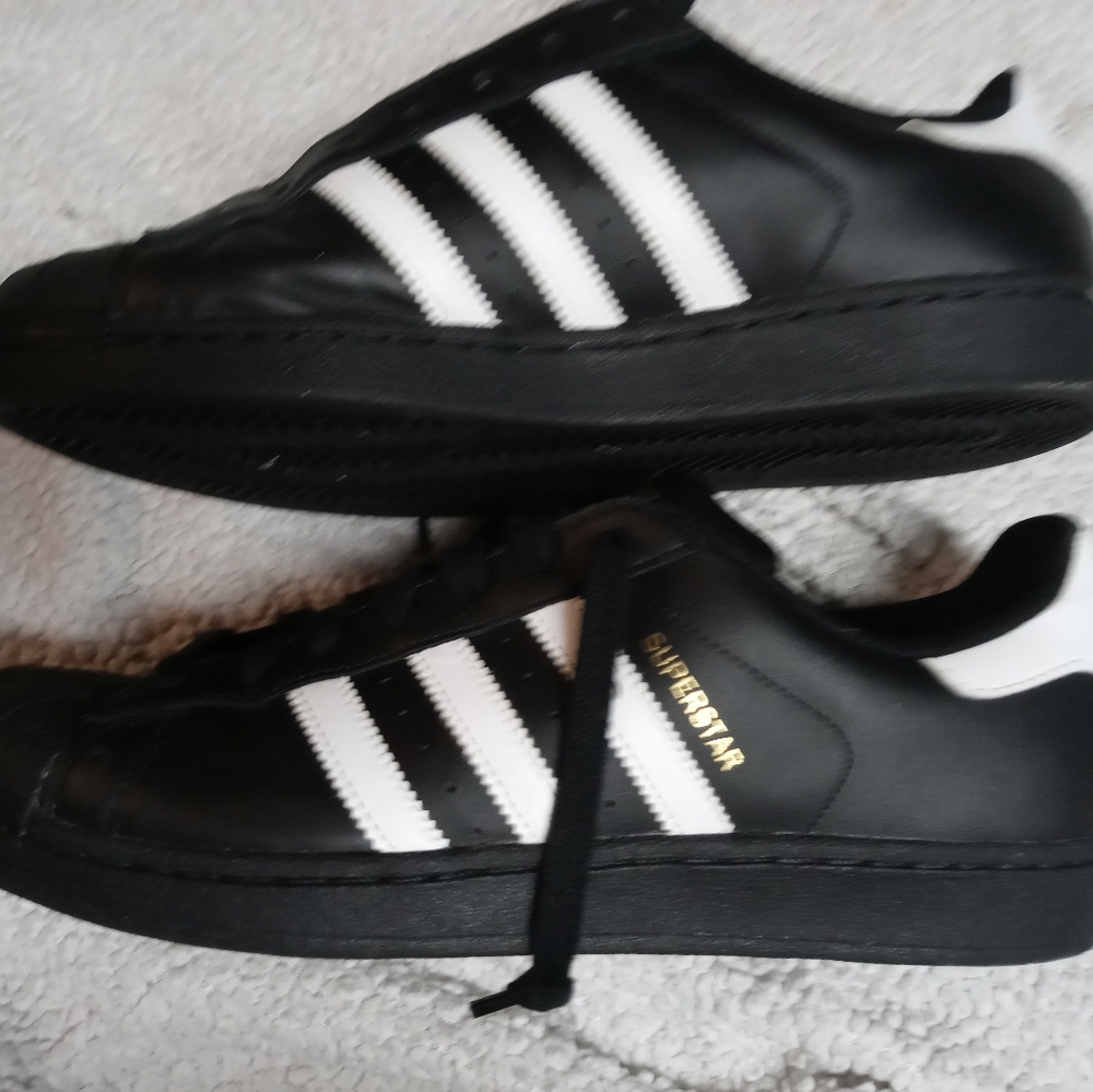Adidas superstar